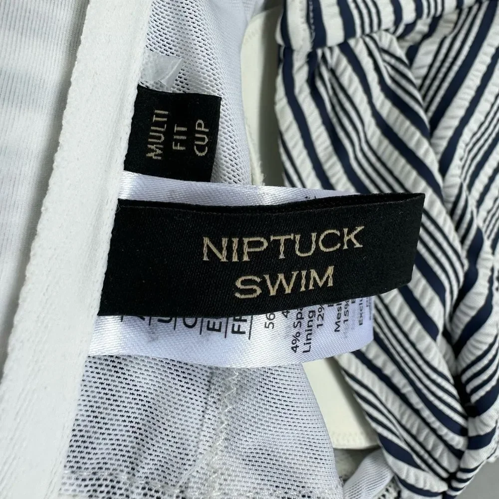 🎉5 for $45🎉 NWOT Niptuck swimsuit women size 6